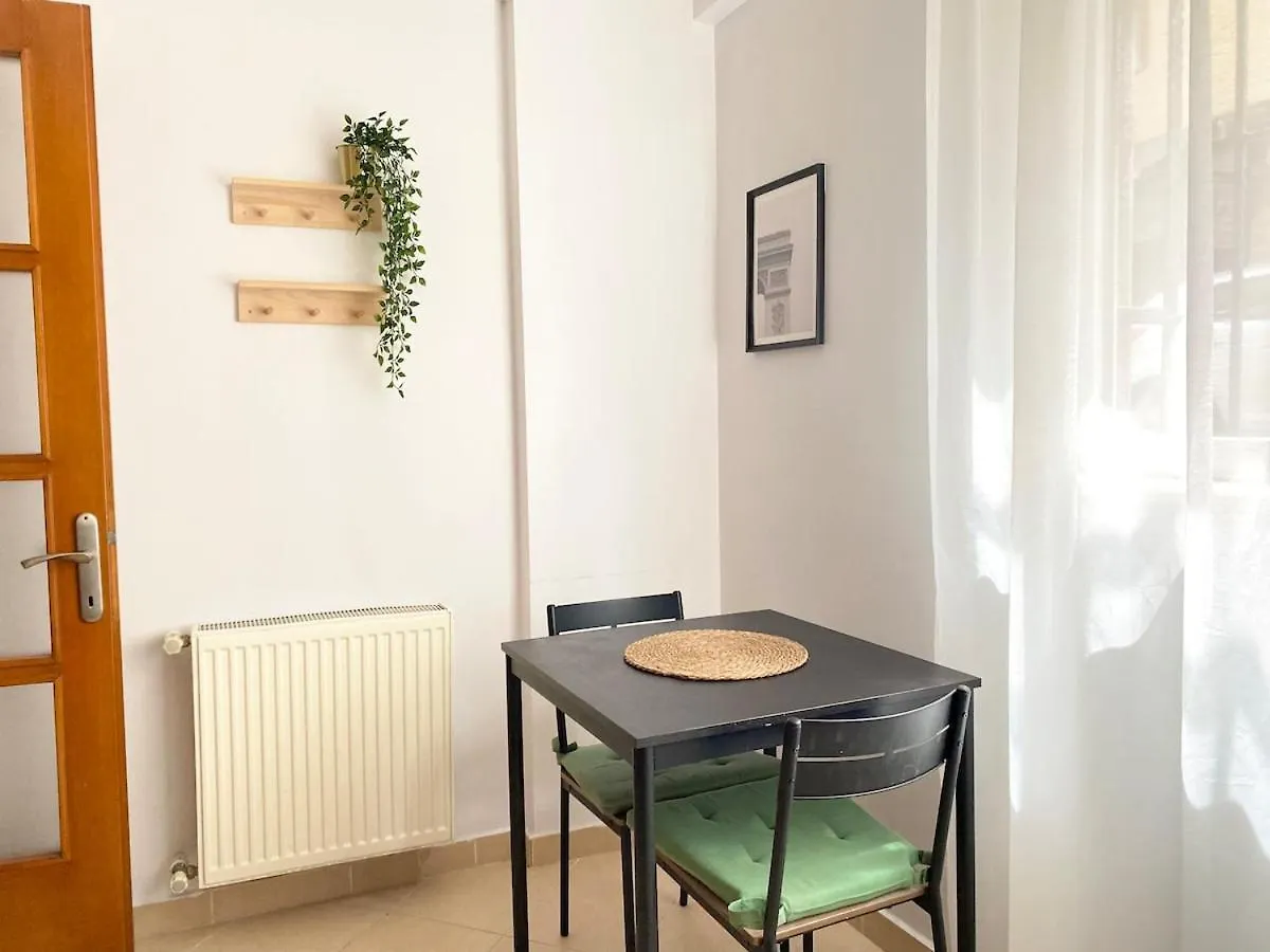 Near Nisantasi & Stylish No1 Apartment Istanbul