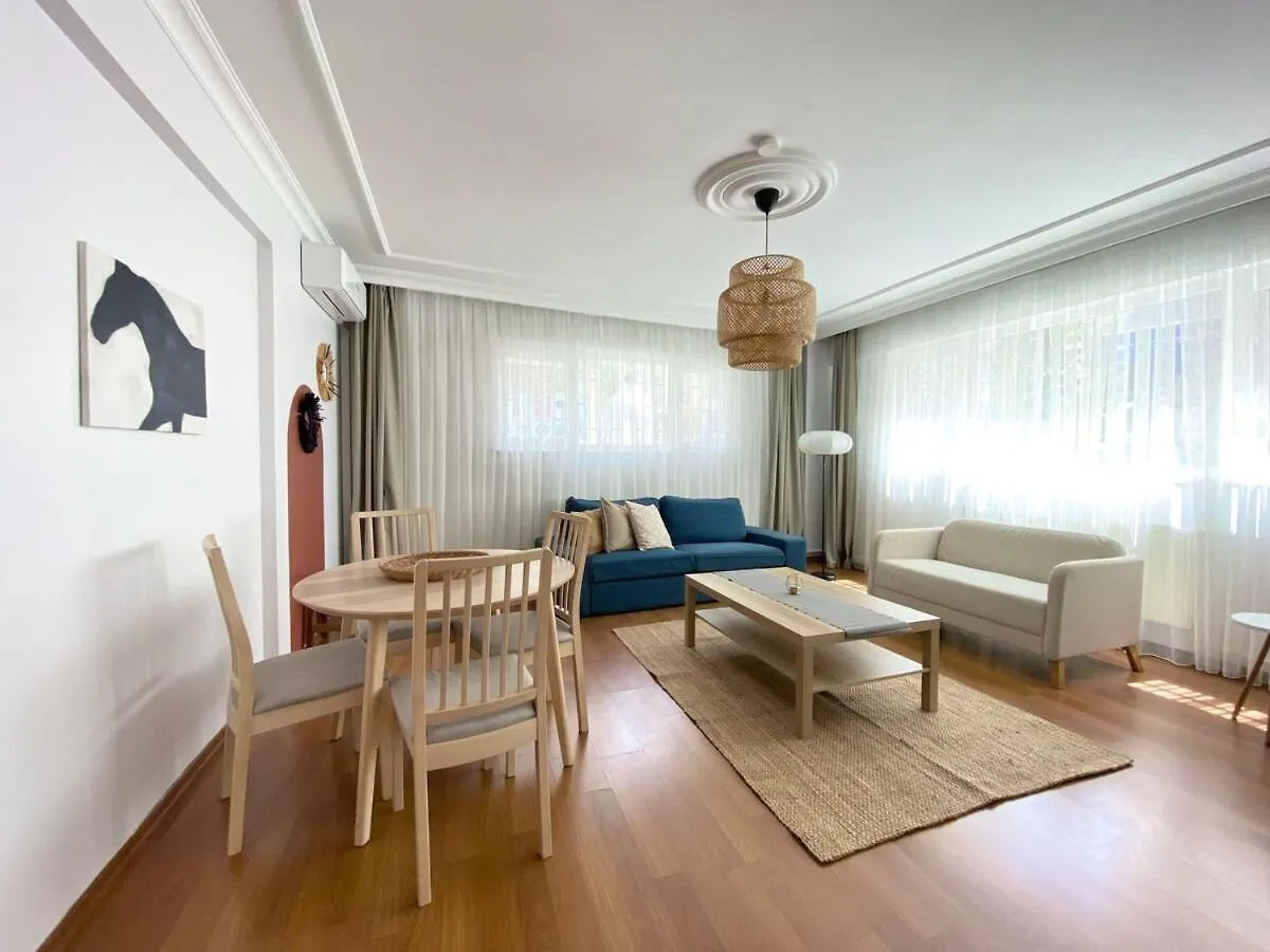 Near Nisantasi & Stylish No1 Apartment Istanbul