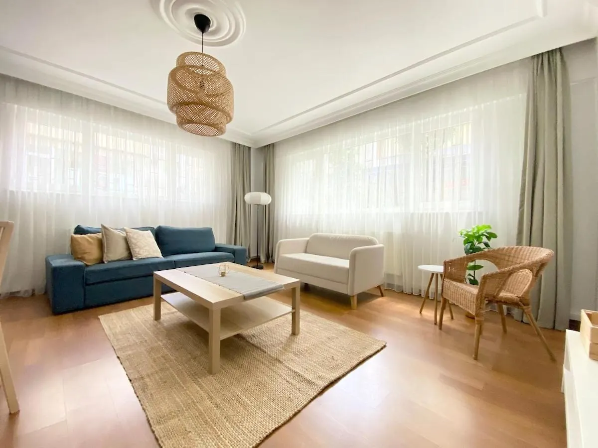Near Nisantasi & Stylish No1 Apartment Istanbul